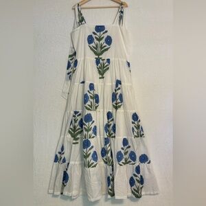 Darlington Isle white blue floral maxi dress large